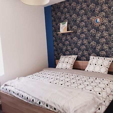 L'Artistique, 4 Lits, 2 Chambres, Stationnement Gratuit, Spacieux, Atypique Amiens Exterior foto